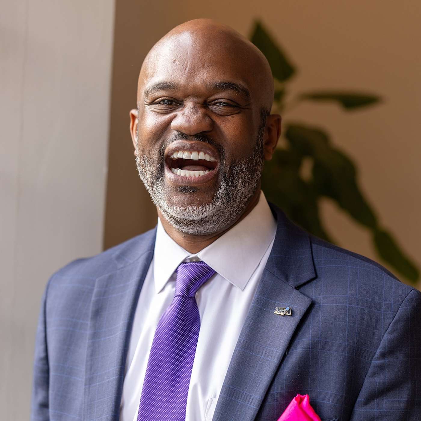 Ep. 101 - Larry Long Jr. - Relationships For The Win