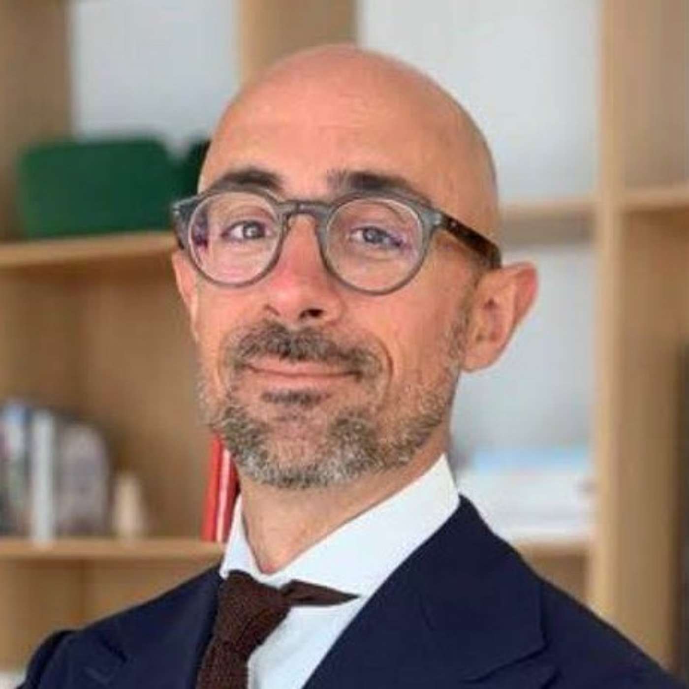 Ep199: Explore a new paradigm for KYC on a blockchain platform