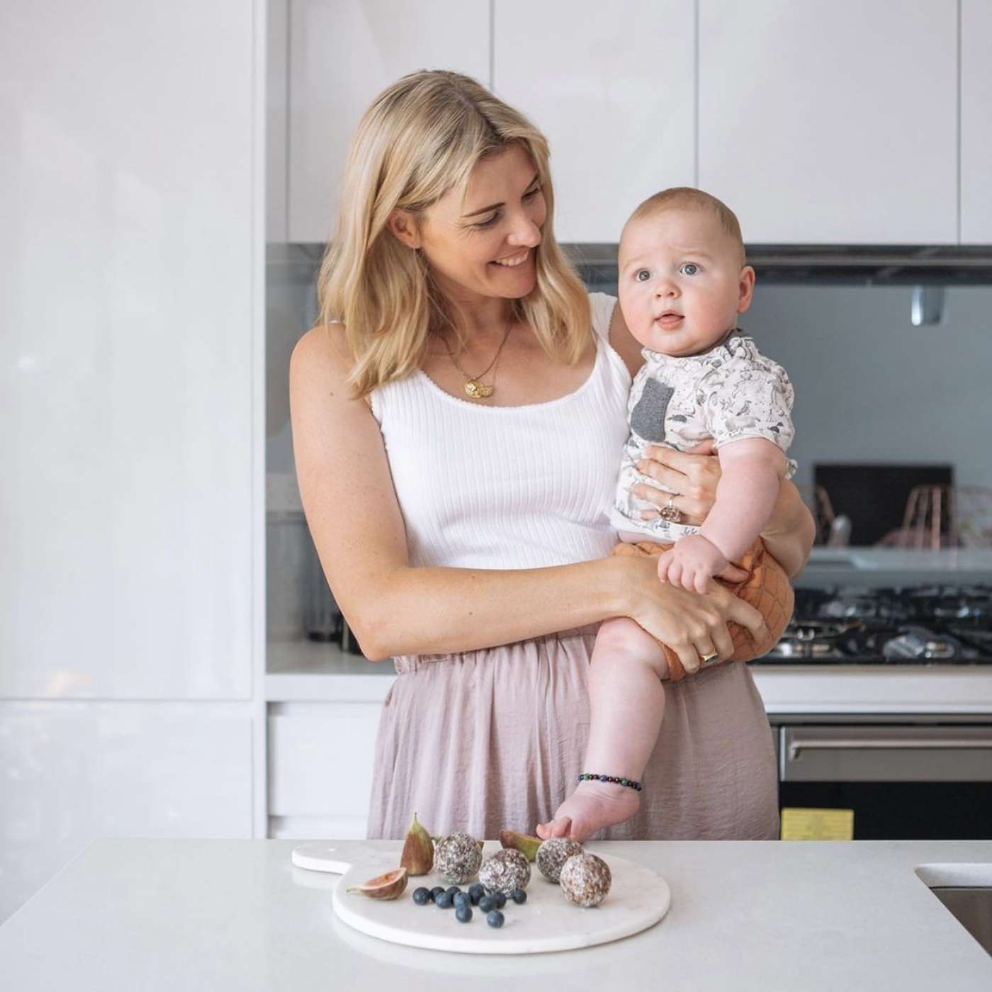 Episode 41 - Postpartum Depletion with Shelley McKenzie