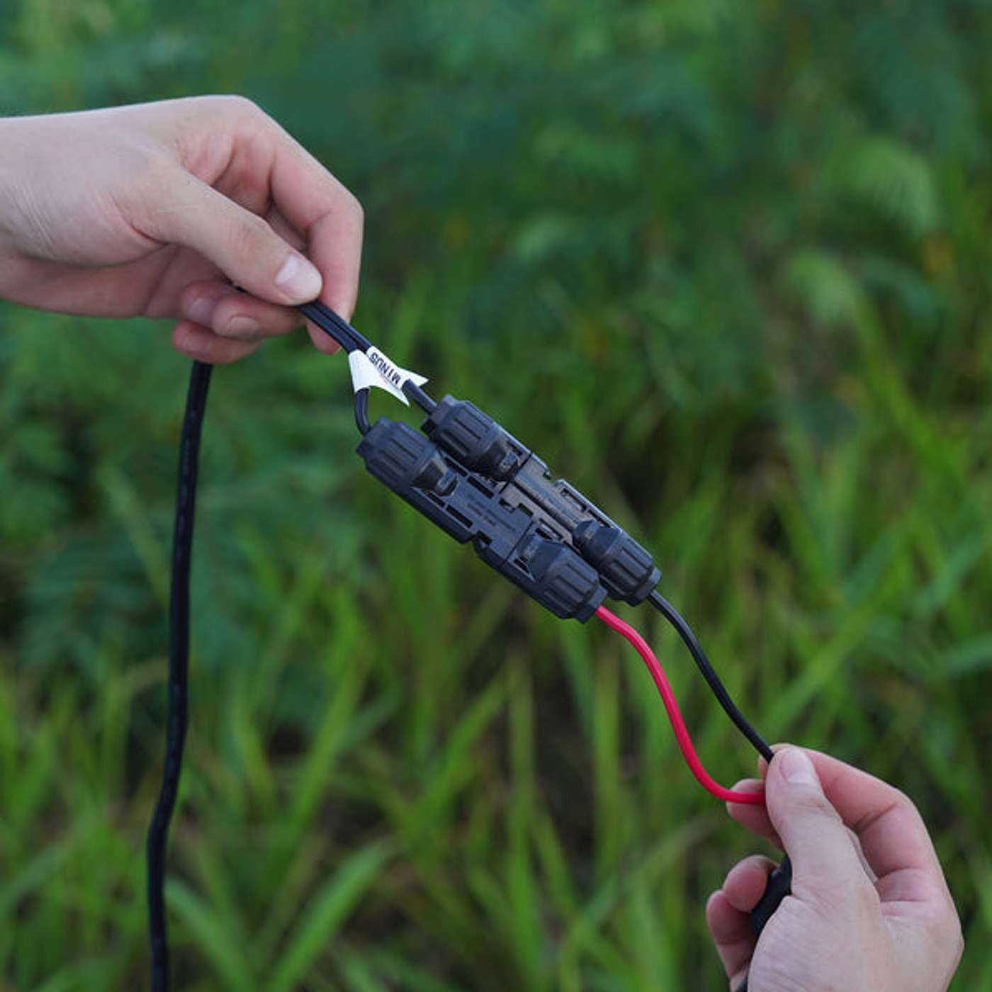 MC4 CONNECTOR: ALL YOU NEED TO KNOW