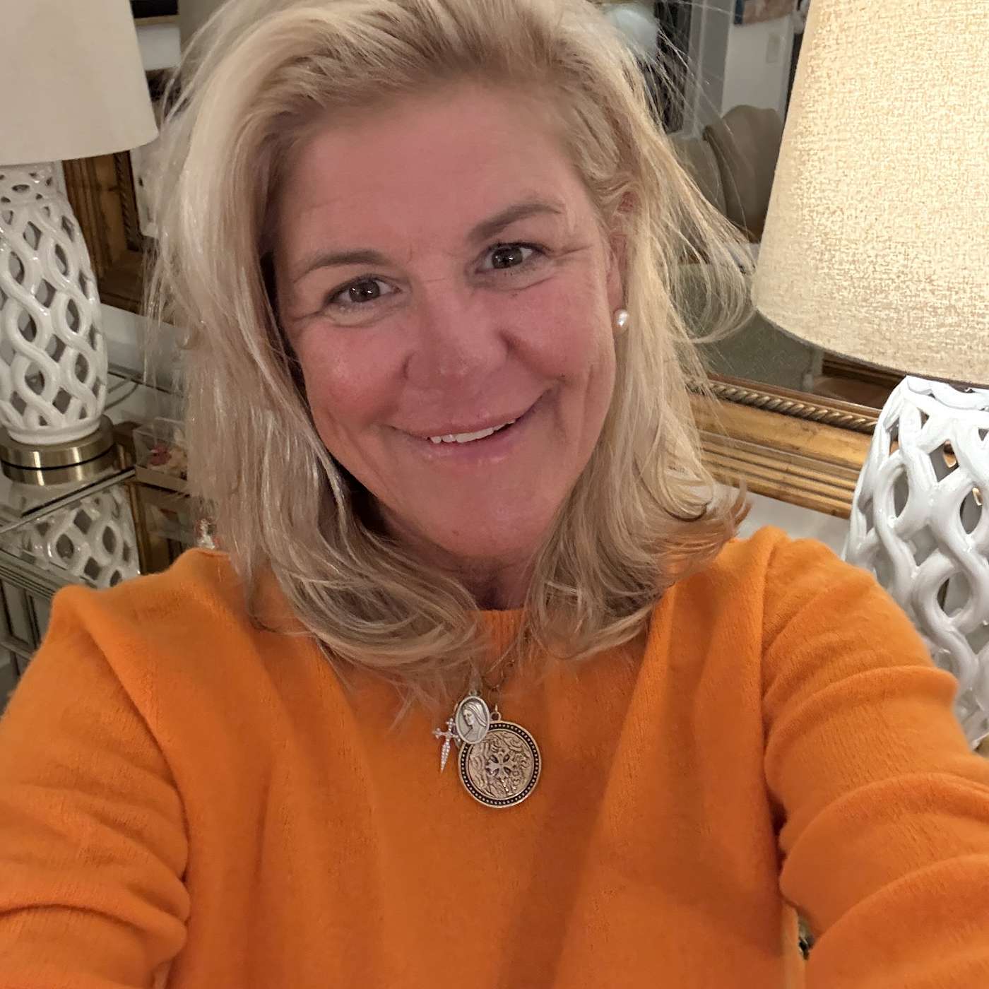 Episode 589 Gratitude Glow-Up: Sober Thanksgiving Joy Hacks That'll Change Your Holidays Forever!