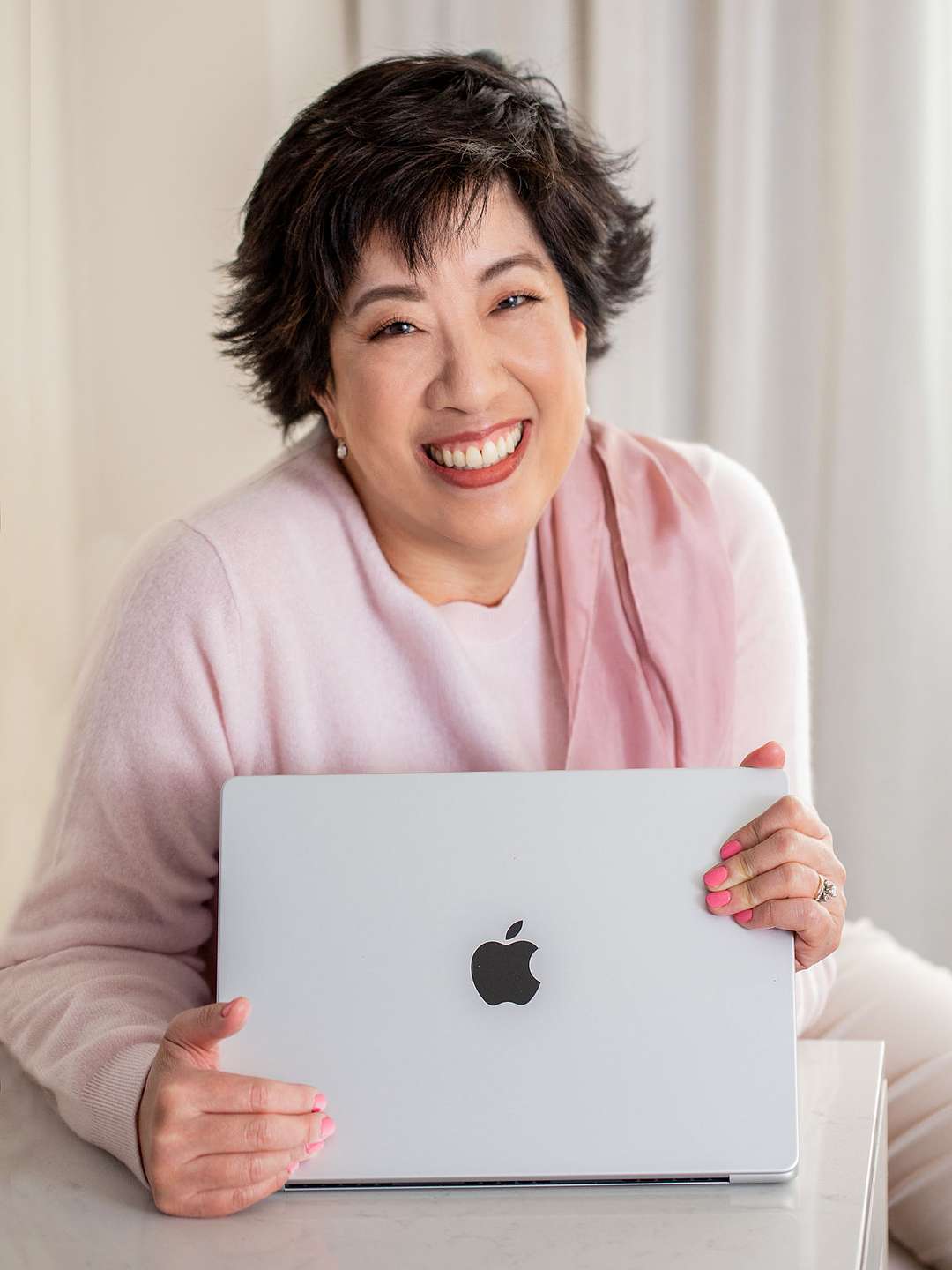 Dr. Christine Li