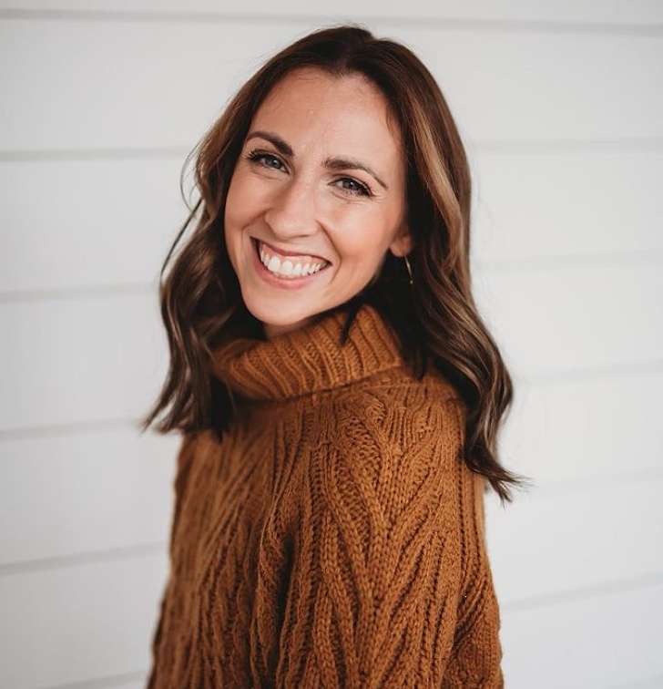 Episode 32- Ashley Rodrigues (@ashleyrodrigueswellness)