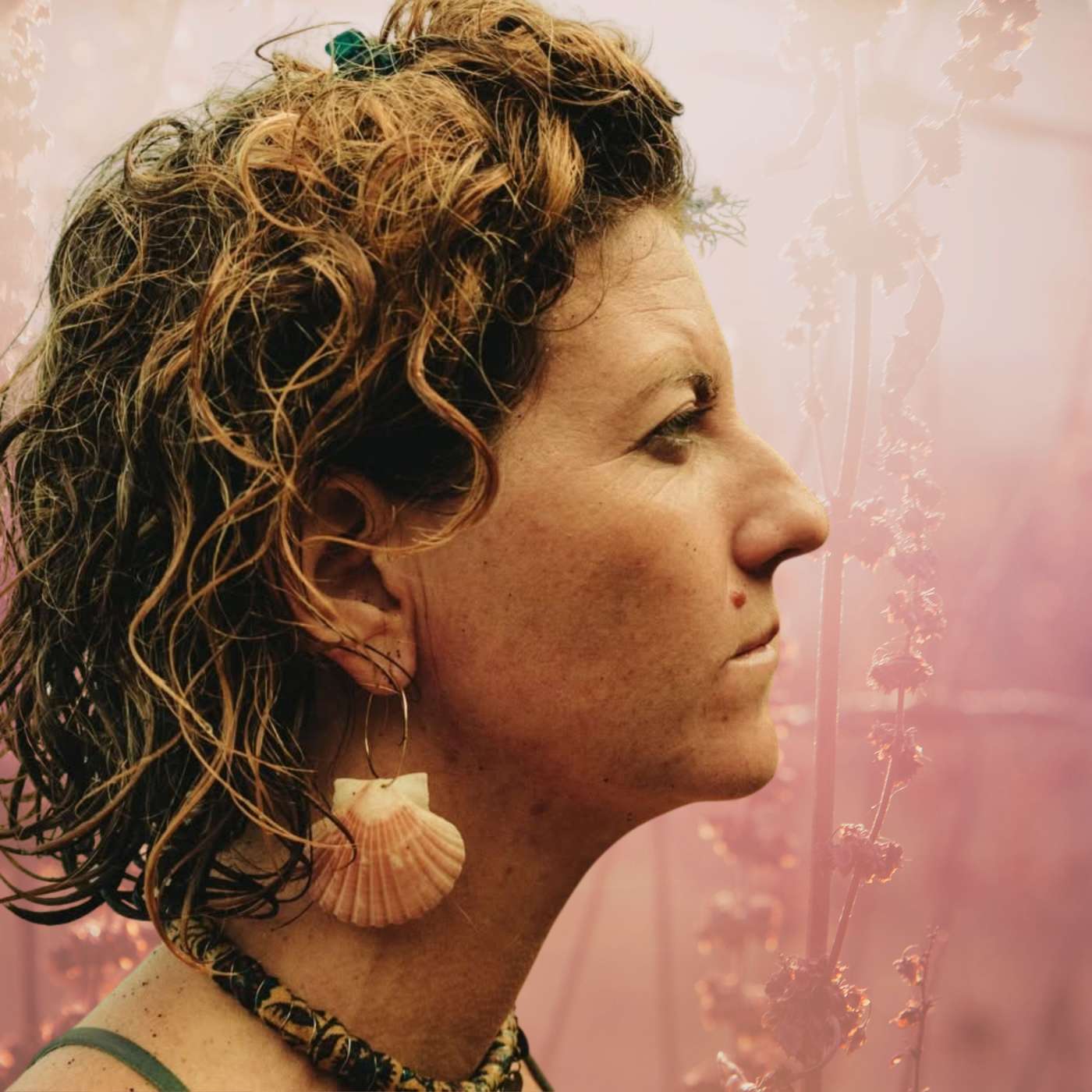 Bronwyn Claire Asha - Songstress & Goddess Guide