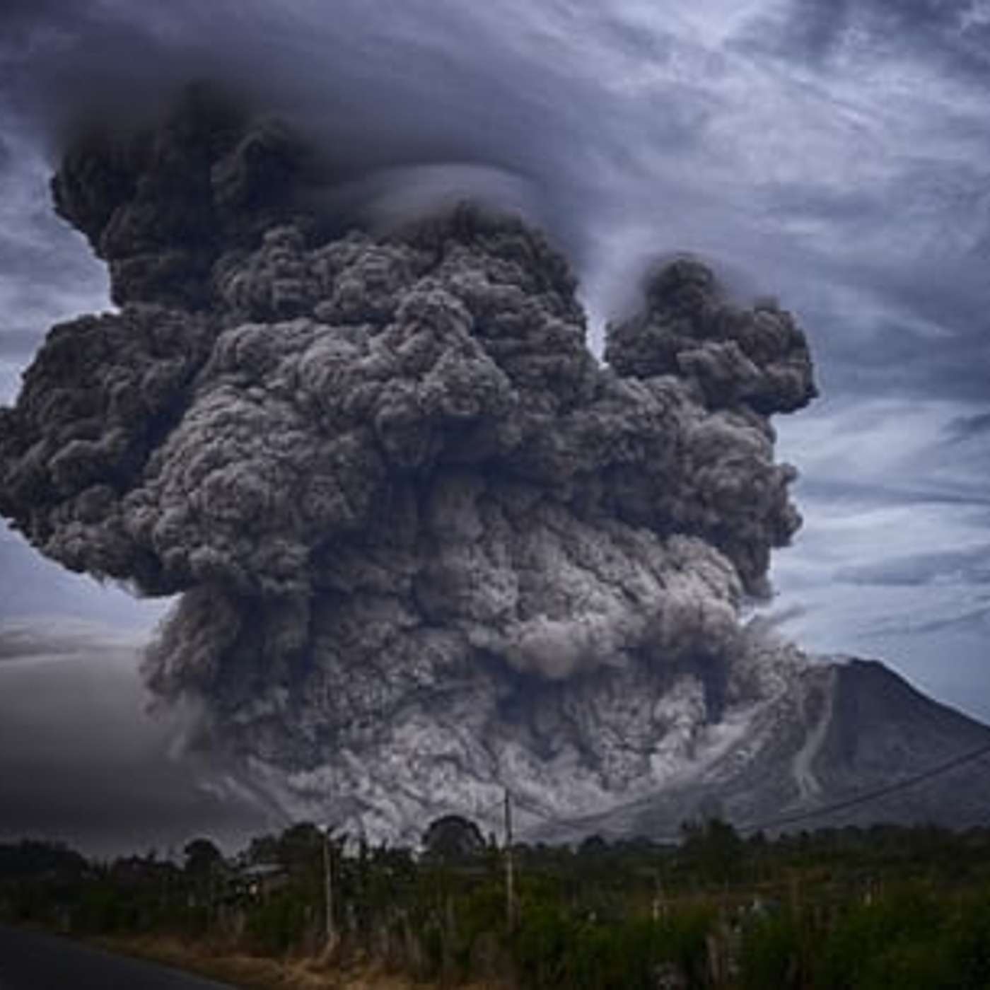 Episode 36: Let's vent, the wonder of volcanoes!