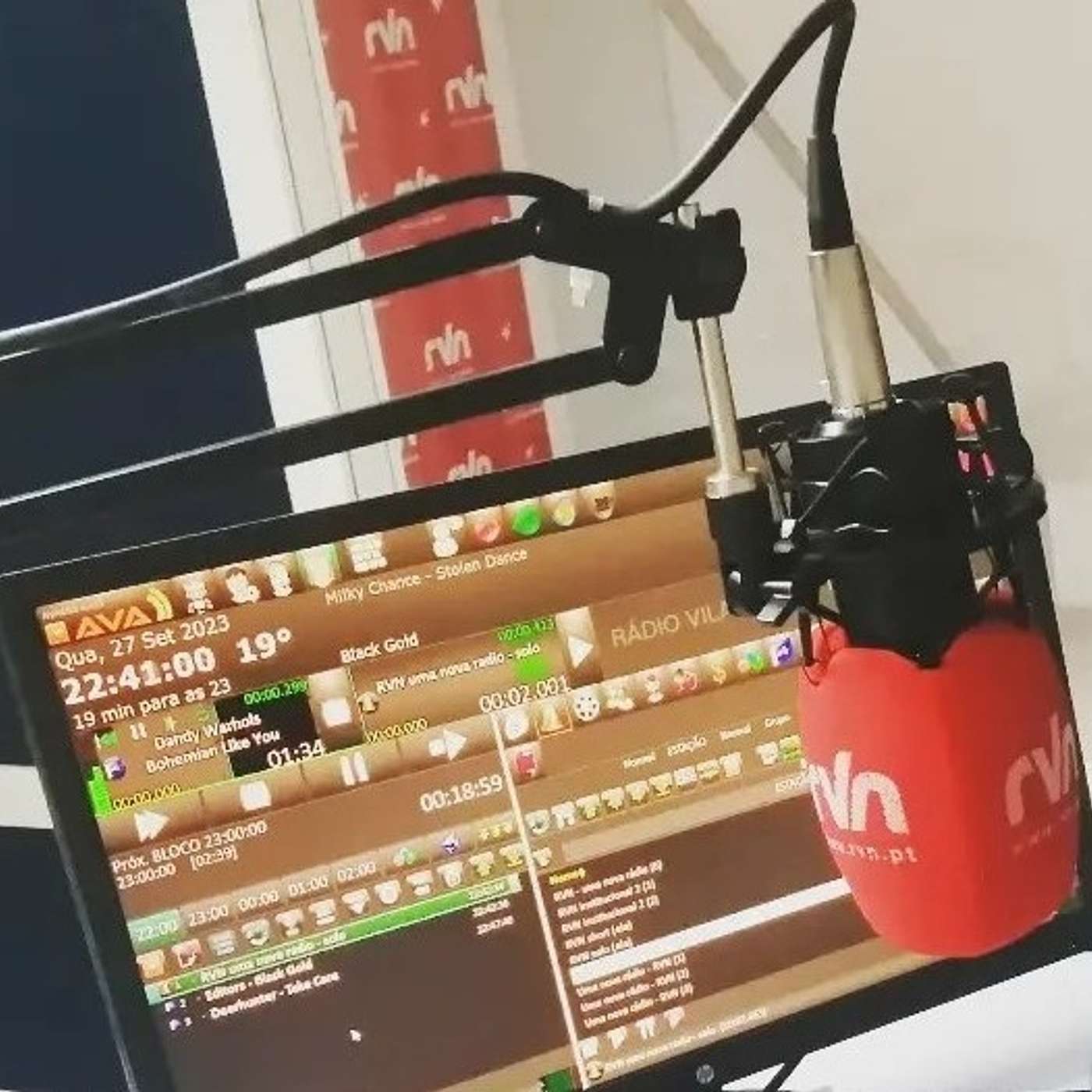 RÁDIO VILA NOVA