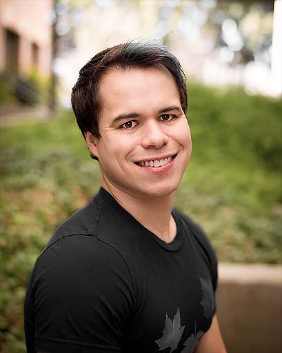Dr. Chris Rhodes