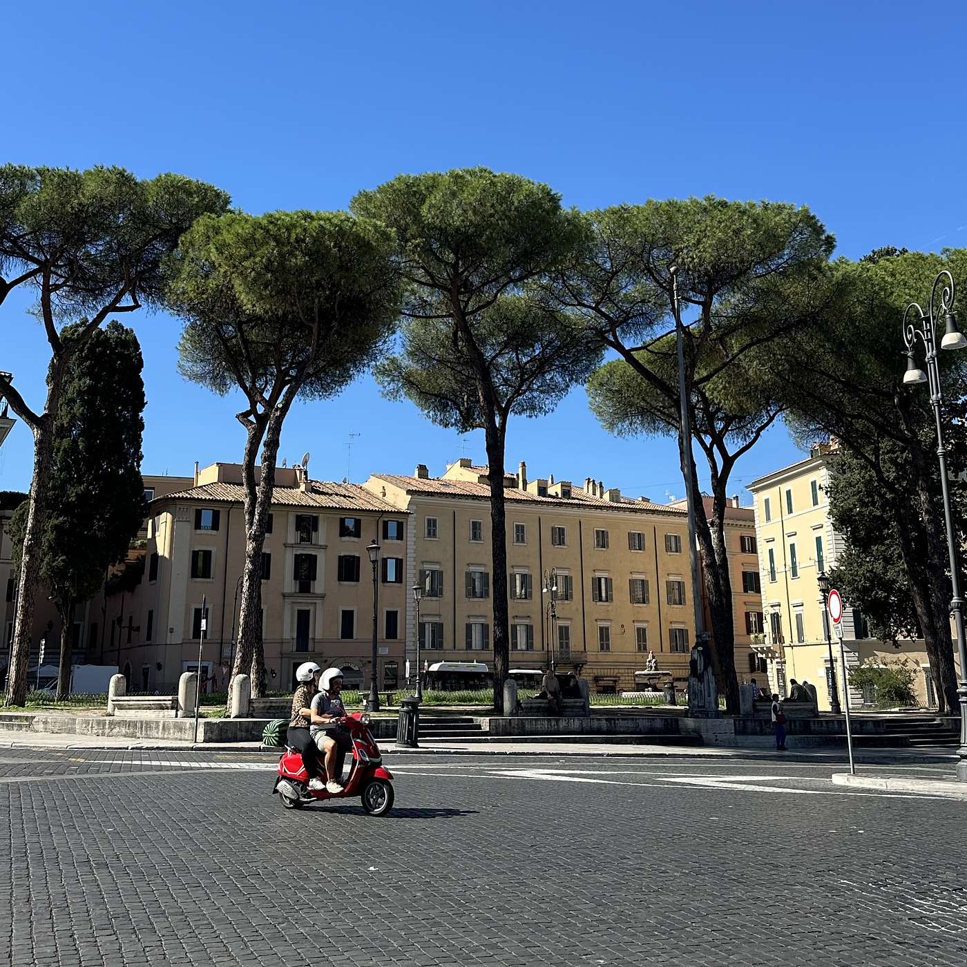 Roman Holiday - Italy Adventures.... Part 1 episode artwork