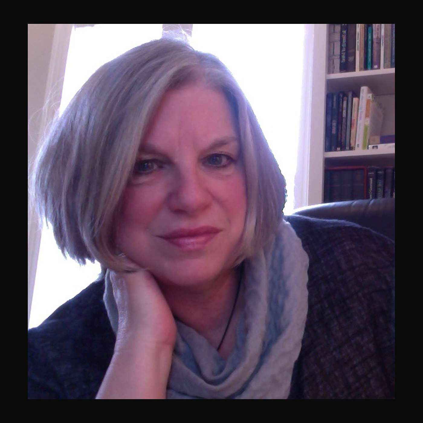 A Few Moments about Mindfulness A Few Moments about Mindfulness