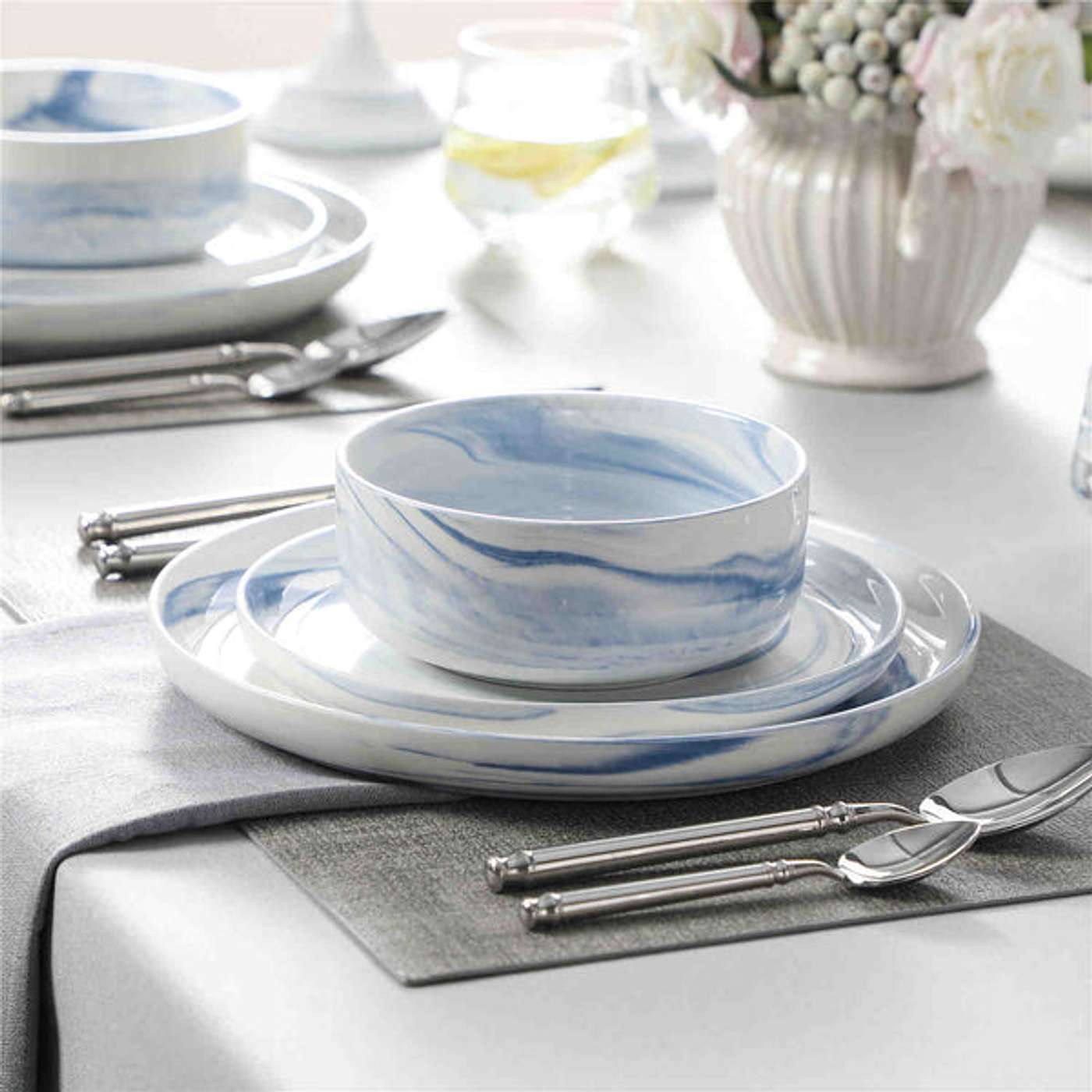 Is Porcelain or Ceramic Better for a Midnight Snack – A Comprehensive Comparison Guide Navigation