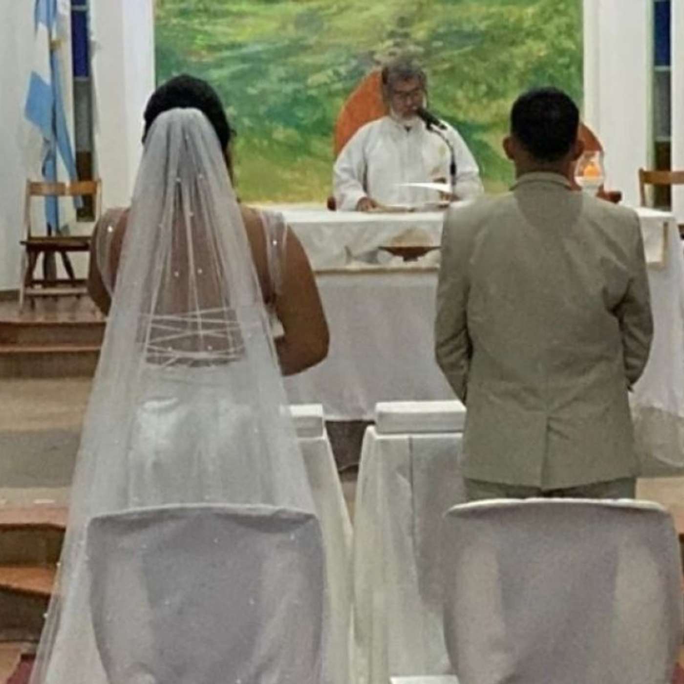Episodio 1243; Inversión DIABÓLICA: Una BODA TRANSGÉNERO En Una Iglesia Católica.
