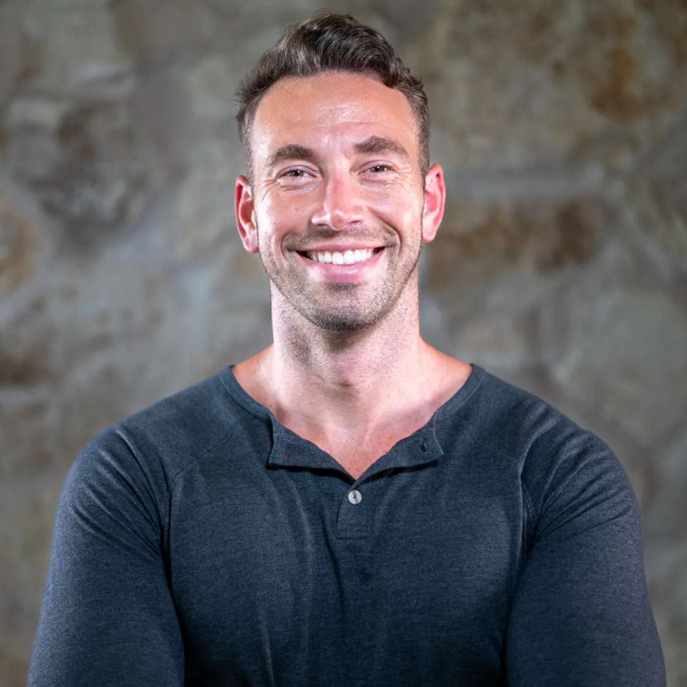 The Dating Edge with Returning Guest Chris Bates! 916