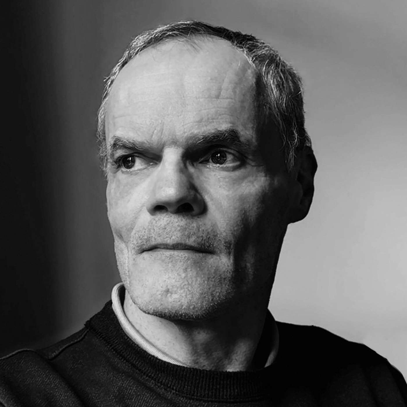 How Great Leaders Build Other Leaders in Hospitality (Career Reflections & Lessons from Former Starwood CEO Frits van Paasschen)