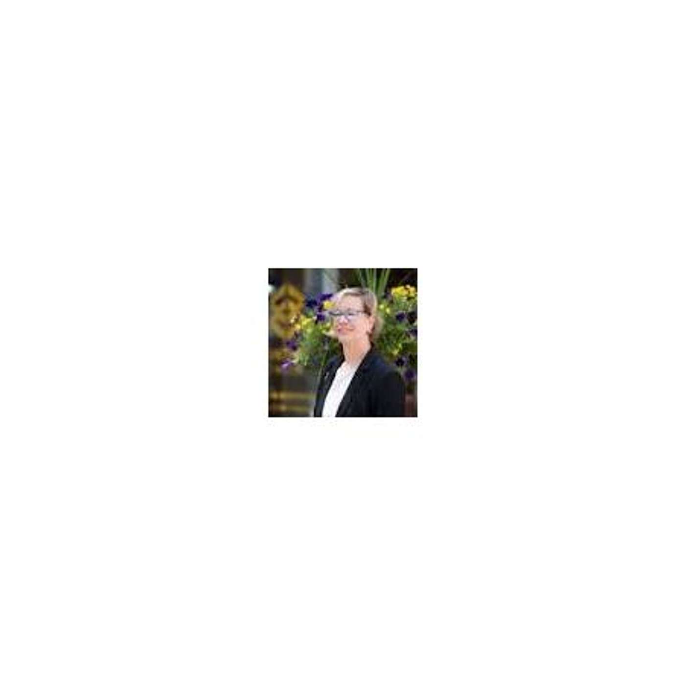Let\'s Coach with Carolyn  -  Career Strategist, Leadership and Life Coach