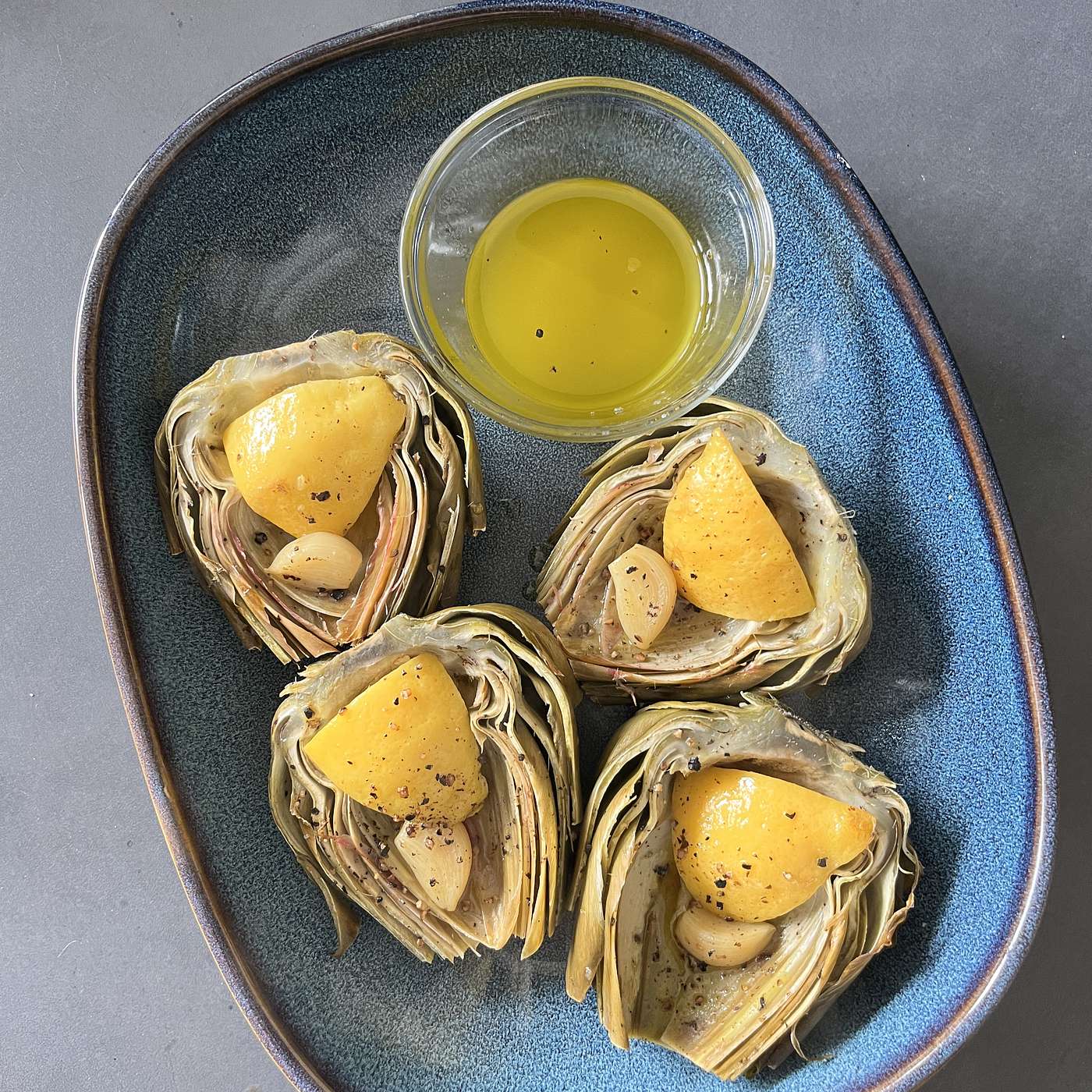 S4 E32 Hey Artichoke, is this a Joke? (An Experiment with Fresh Artichokes)
