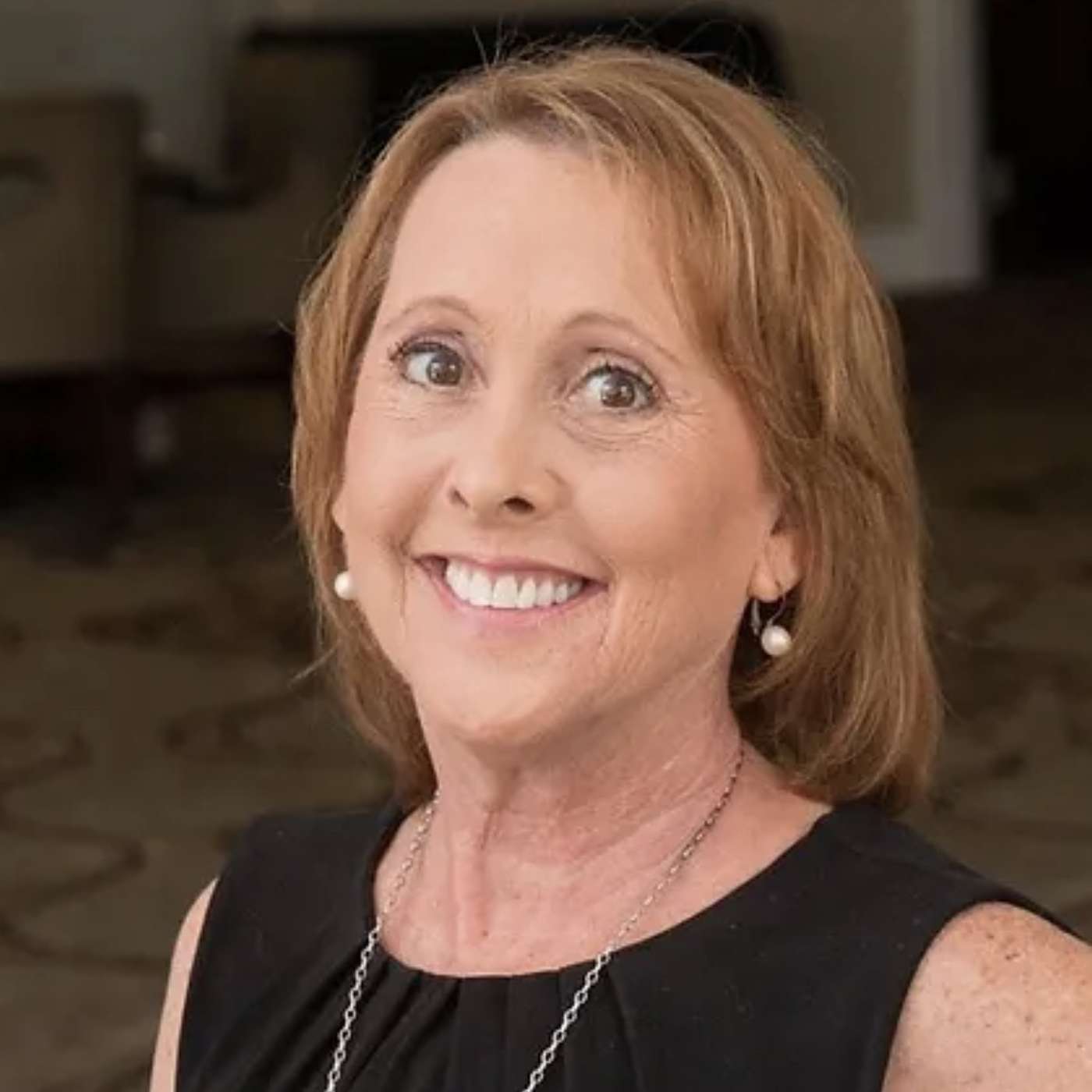 Episode 8: No Junk Here! Real Estate Tips from Karen Rollings of EXP Realty