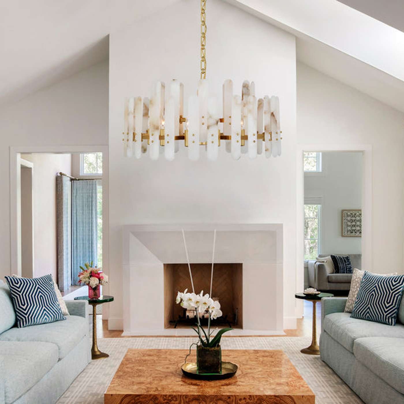 The Do's and Don'ts of Decorating with Living Room Lights