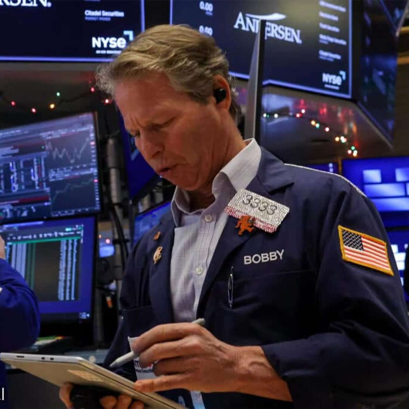 Minden jelentősebb Wall Street-i elemző 2026-ra vonatkozó S&P 500 előrejelzése episode artwork