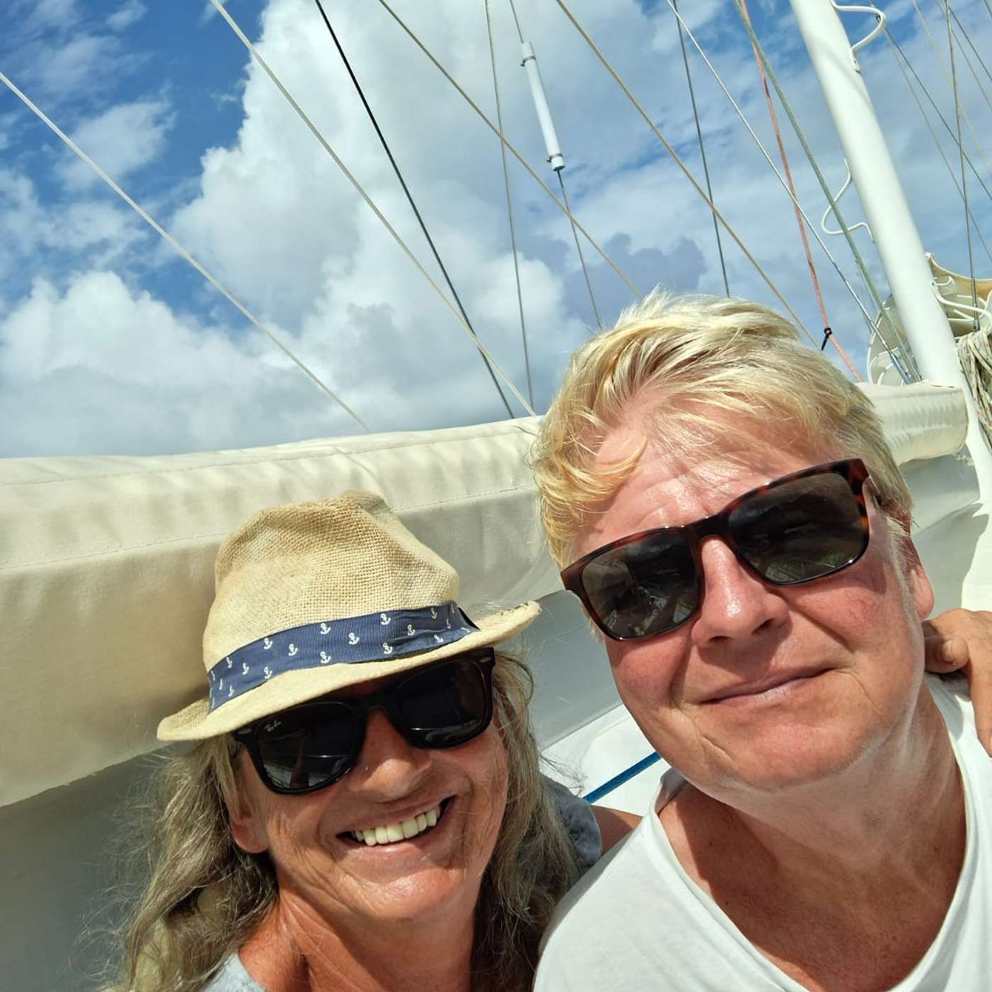 E103 - Hennes und Sylke: Der Bundeswehrpilot, dem sein Segelboot das Leben rettete E103 - Hennes und Sylke: Der Bundeswehrpilot, dem sein Segelboot das Leben rettete