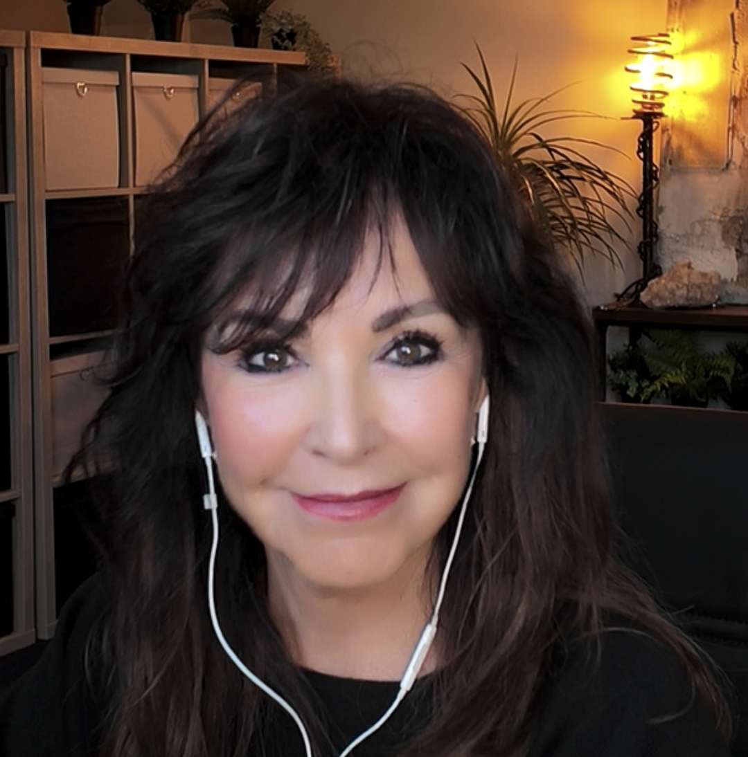 Margaret De-Petro