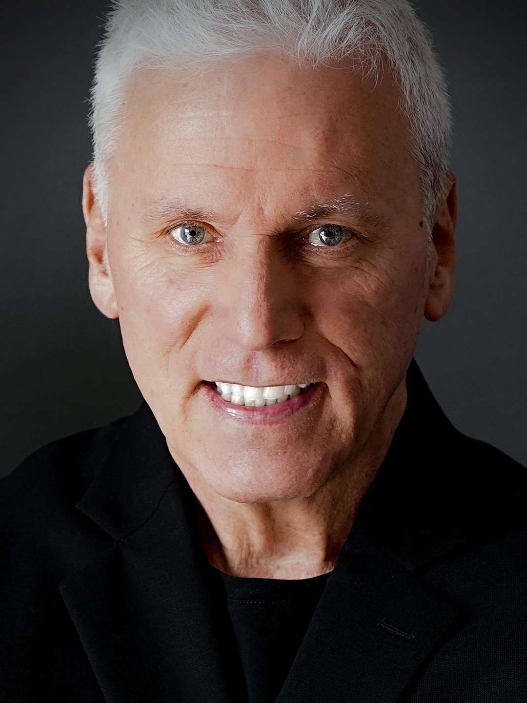 Dennis Bernstein