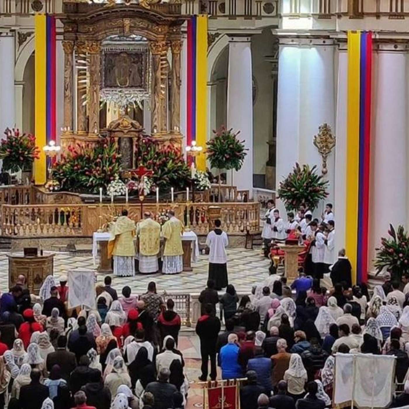 Episodio 850: Histórica Misa Tradicional Basílica Virgen De Chiquinquirá Colombia / P. Ezequiel Rubio y Luis Román episode artwork