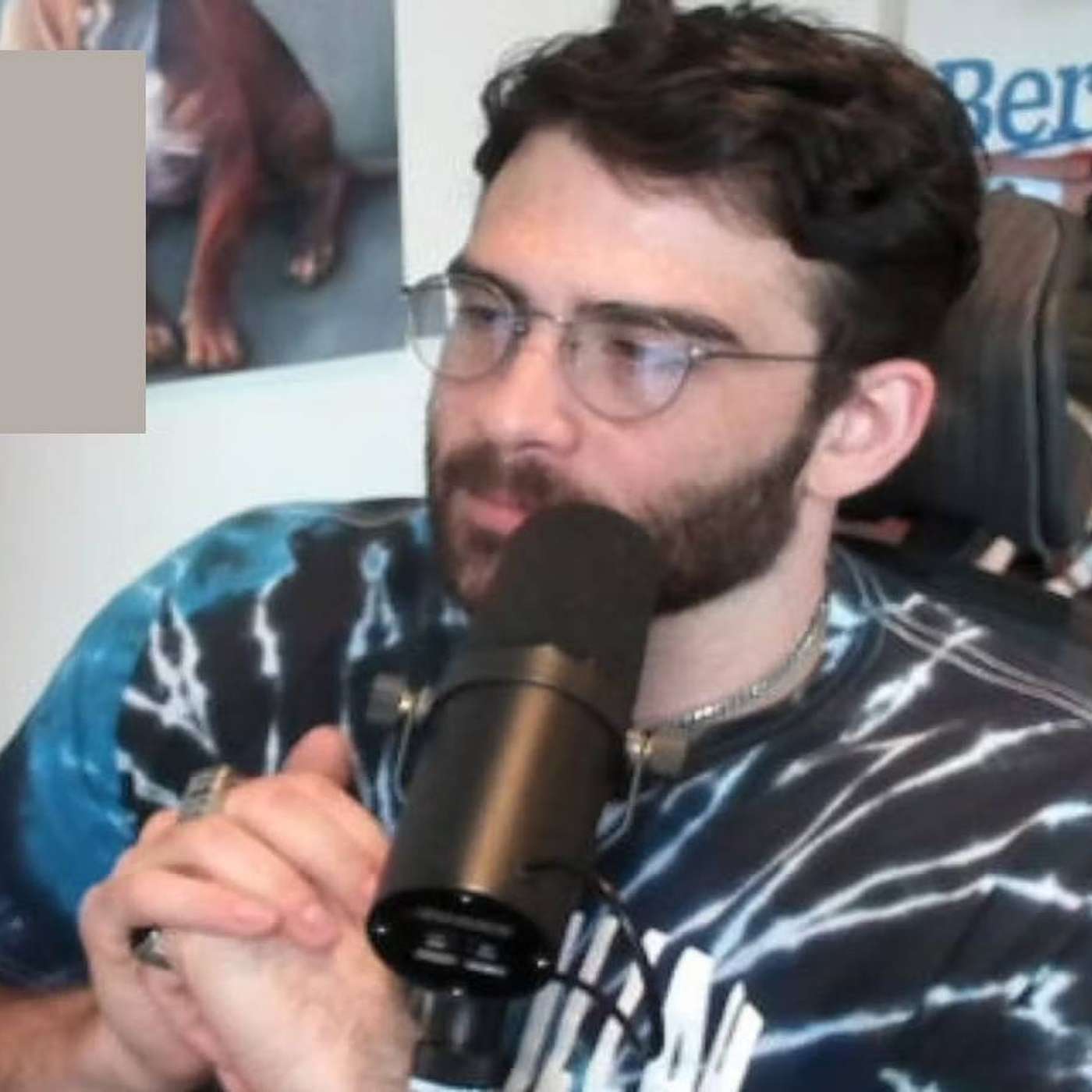 HasanAbi is REALLY MAD About This Video {Reaction} | Helios Blog 827