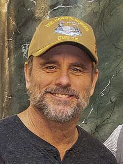 Charles Esten