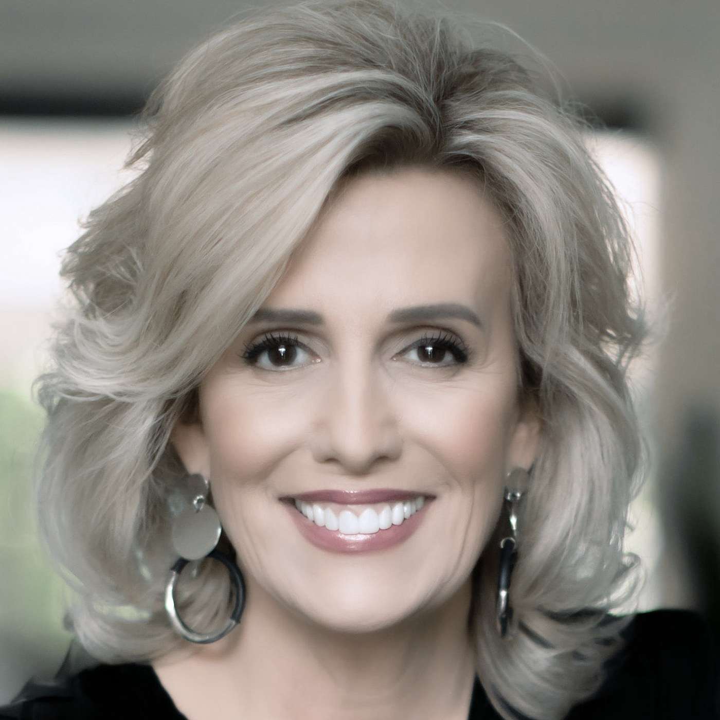 Ep. 96 - Monica Richmond - Cold Calls and Warm Faith