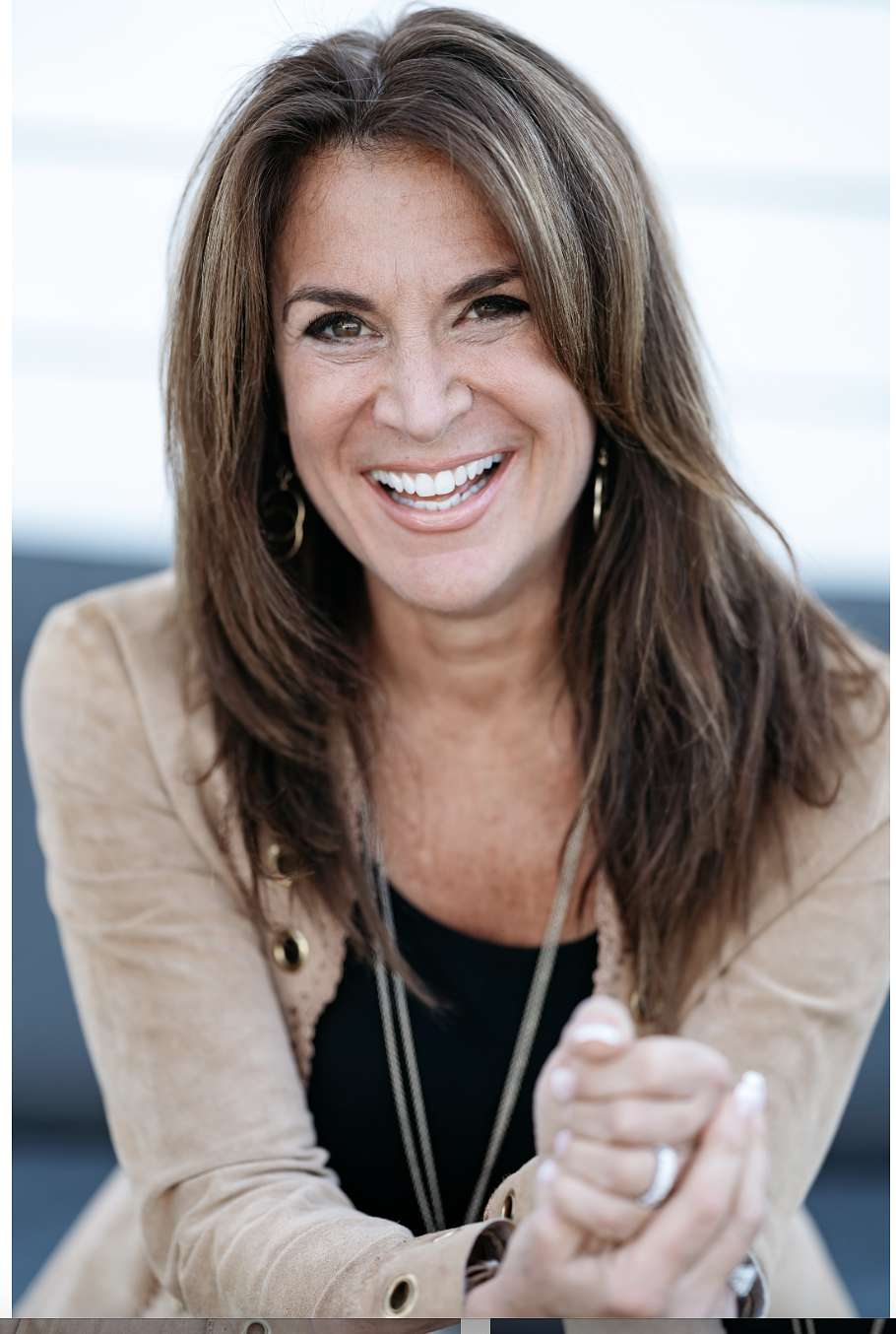 Dr. Debi Silber