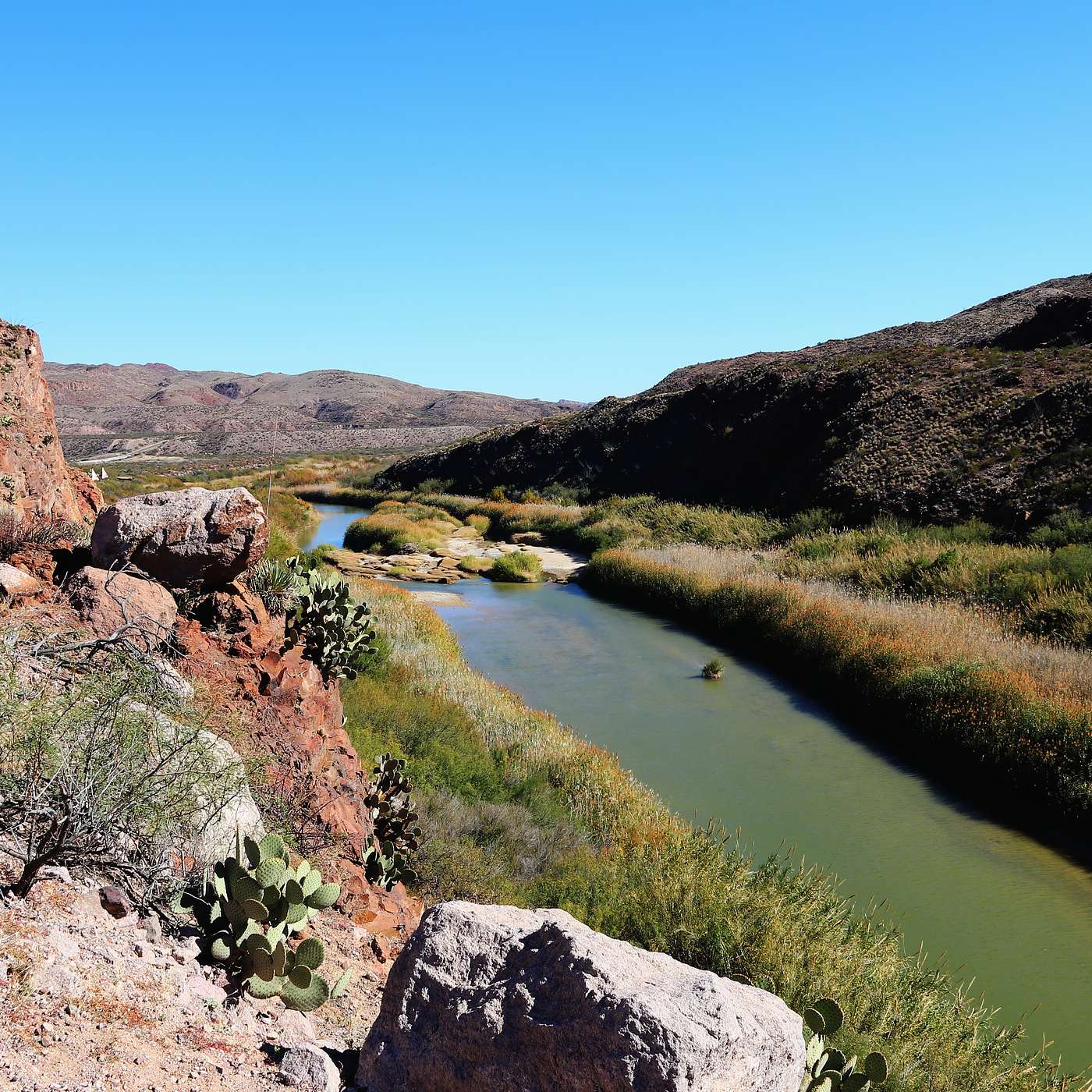 08: Investigating Water Scarcity for Climate-Vulnerable Communities Along the US-Mexico Border episode artwork