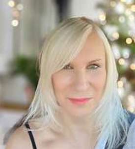 Dr. Lauren Casey,  Canadian/American Lived Experience Recovery Coach (Canada/USA)