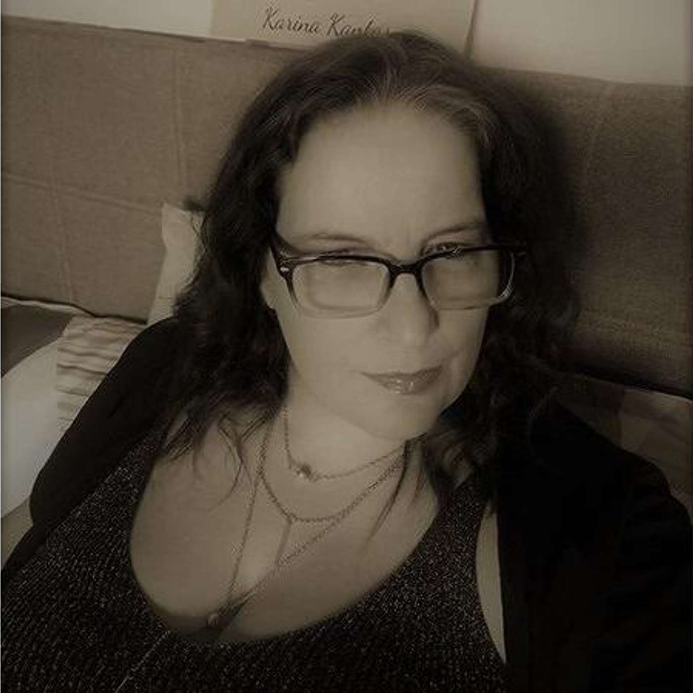 Road Rage and Dark Romance with author Karina Kantas on Book Lights episode artwork