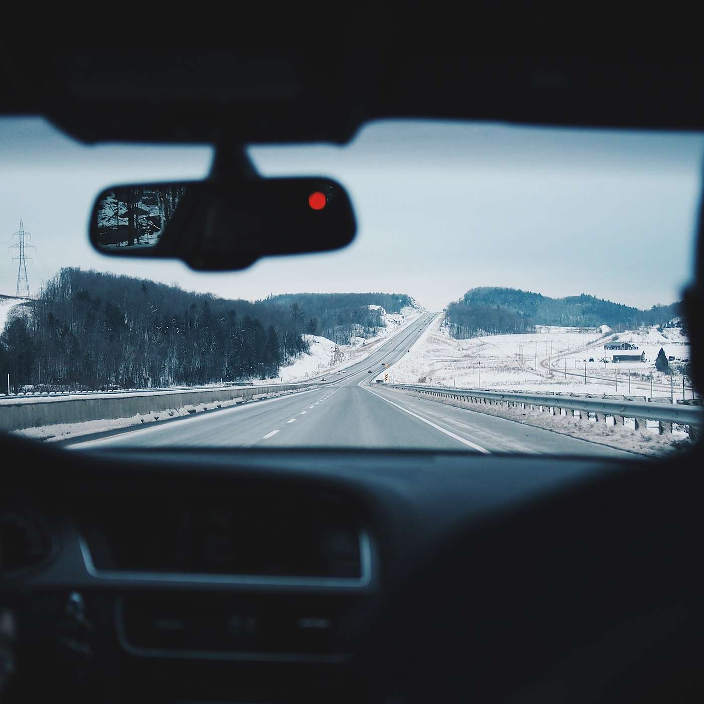 How to Avoid a Car Accident and Stay Safe on the Road