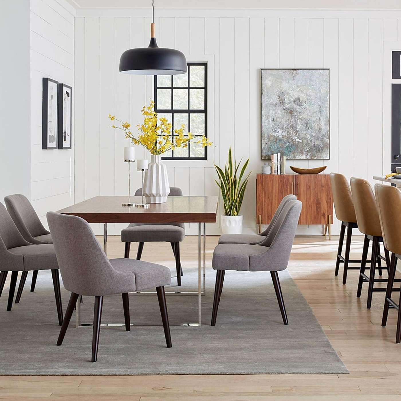 Time for a Change: Tips for Updating Your Old Dining Room