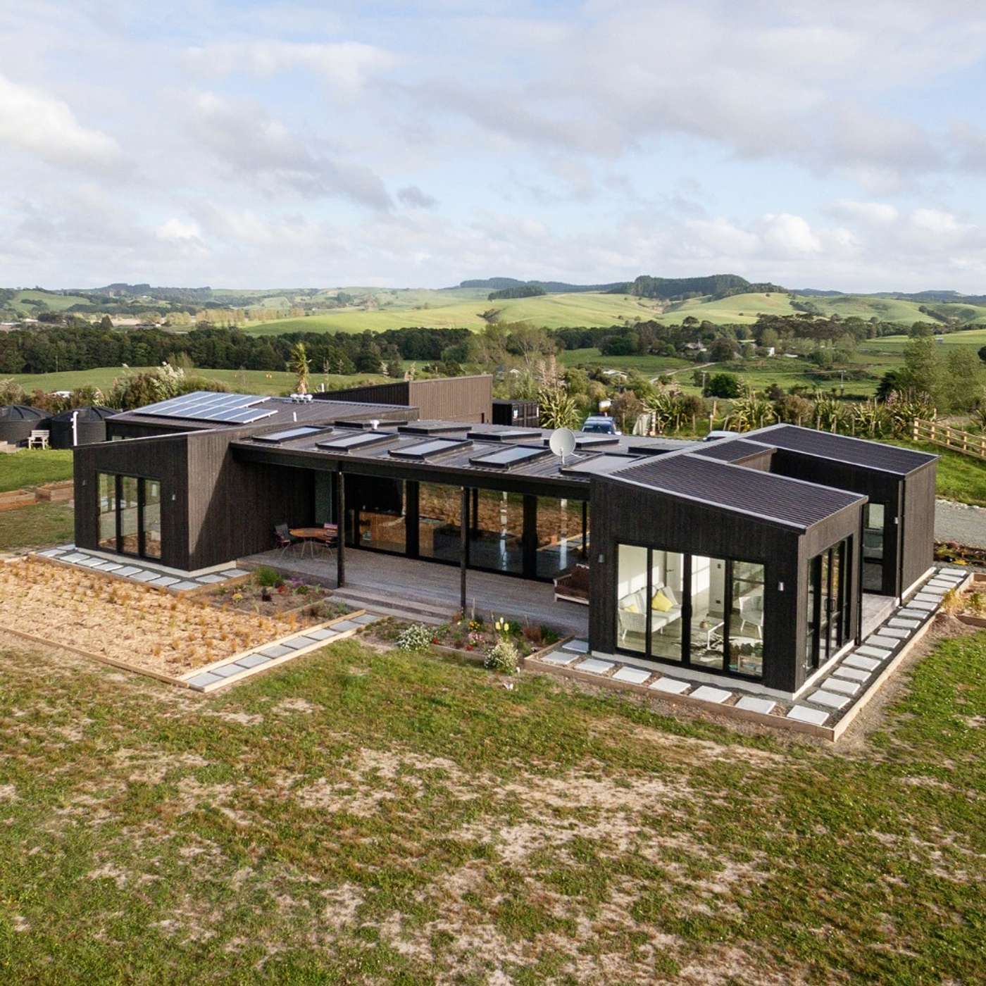 One out of the box | with Richard Furze One out of the box | with Richard Furze