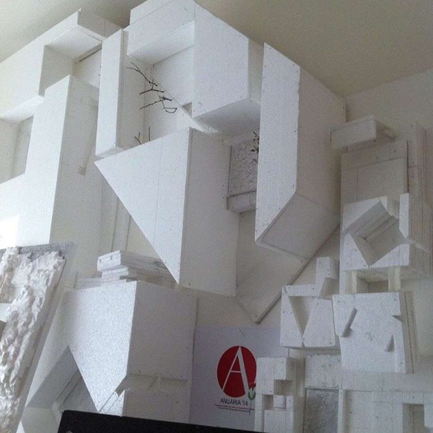 Art process or architecture design process: program for the 1st year