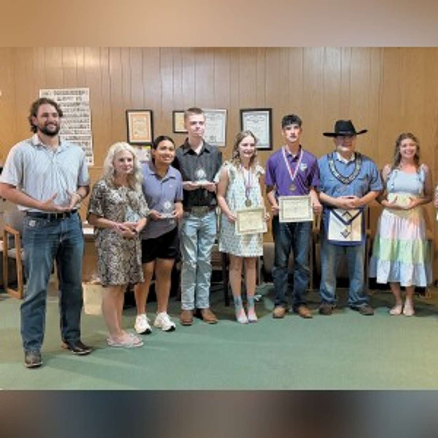 Stockdale Masons celebrate education, present awards episode artwork