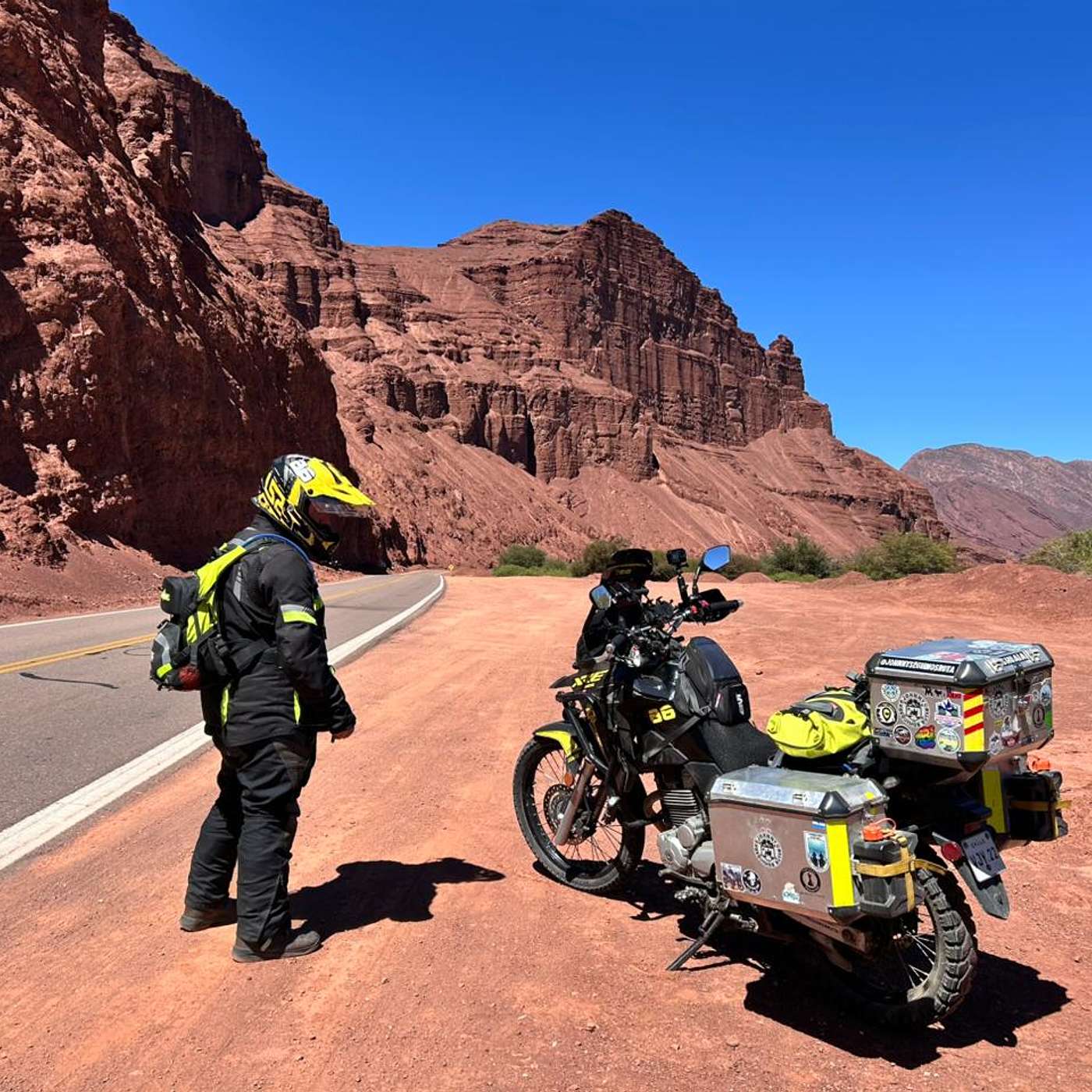 Motociclismo: Más que un Pasatiempo con Johnny Seguimos Ruta