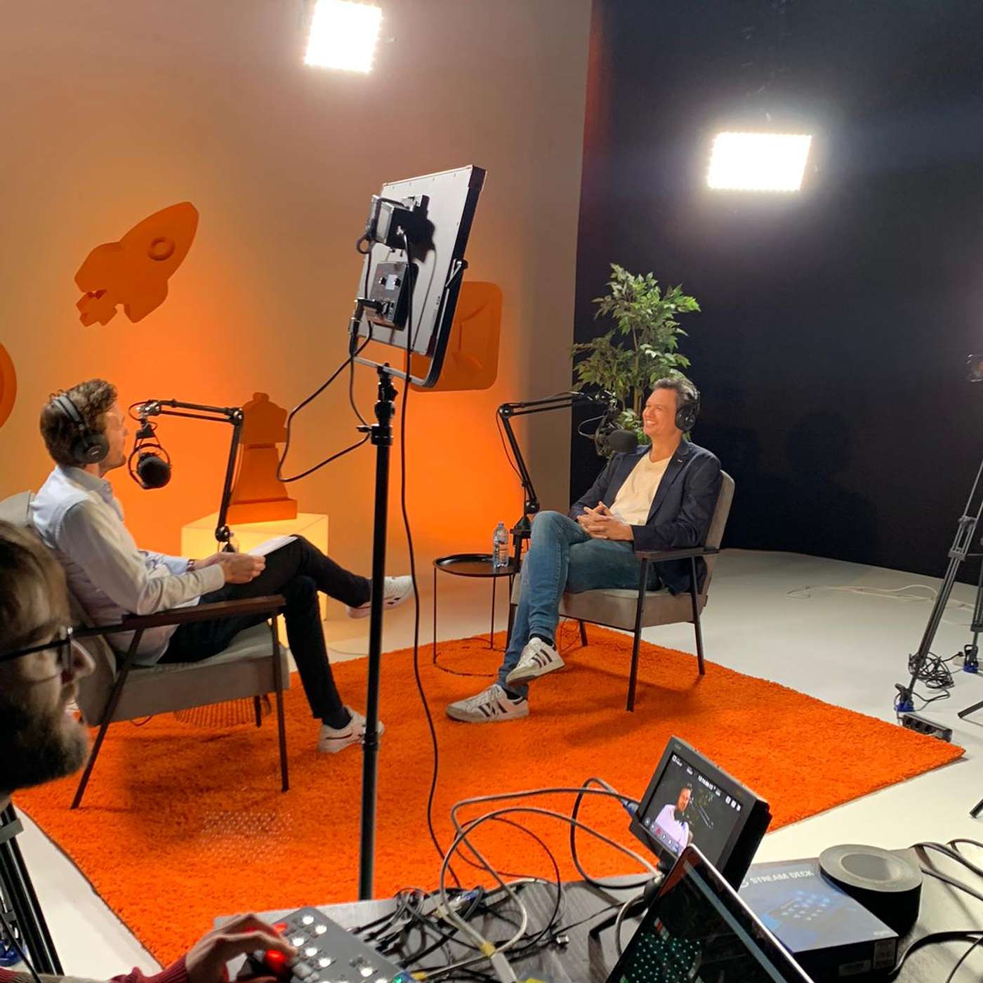 Jeroen Gouw, Strangelove over Headless CMS, CX Design en Digitale Transformatie | Plate Sessions