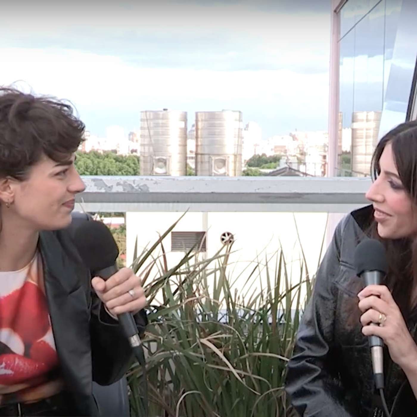 Zoe Gotusso: “Me gustó conocer a Chris Martin, y como se acercó a preguntarme si estaba todo bien” episode artwork