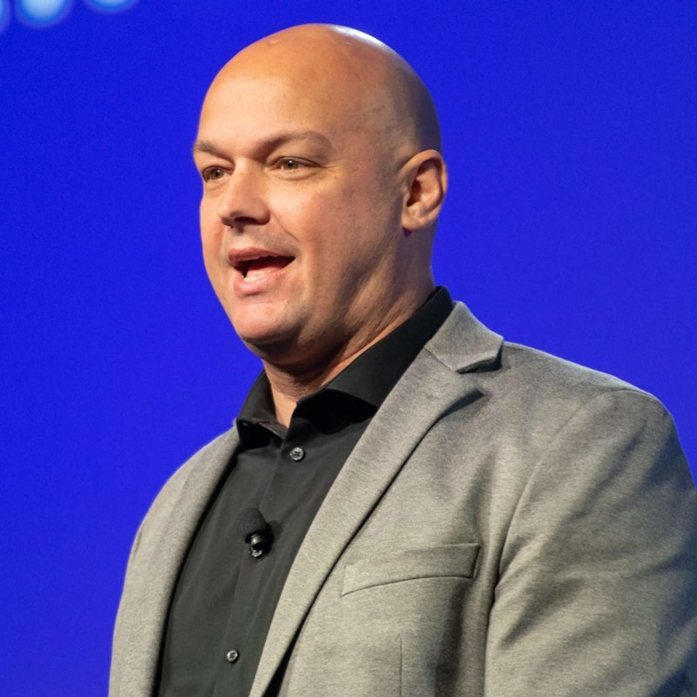 5 Strategies to Scale Your Business and Elevate Your Sales Team