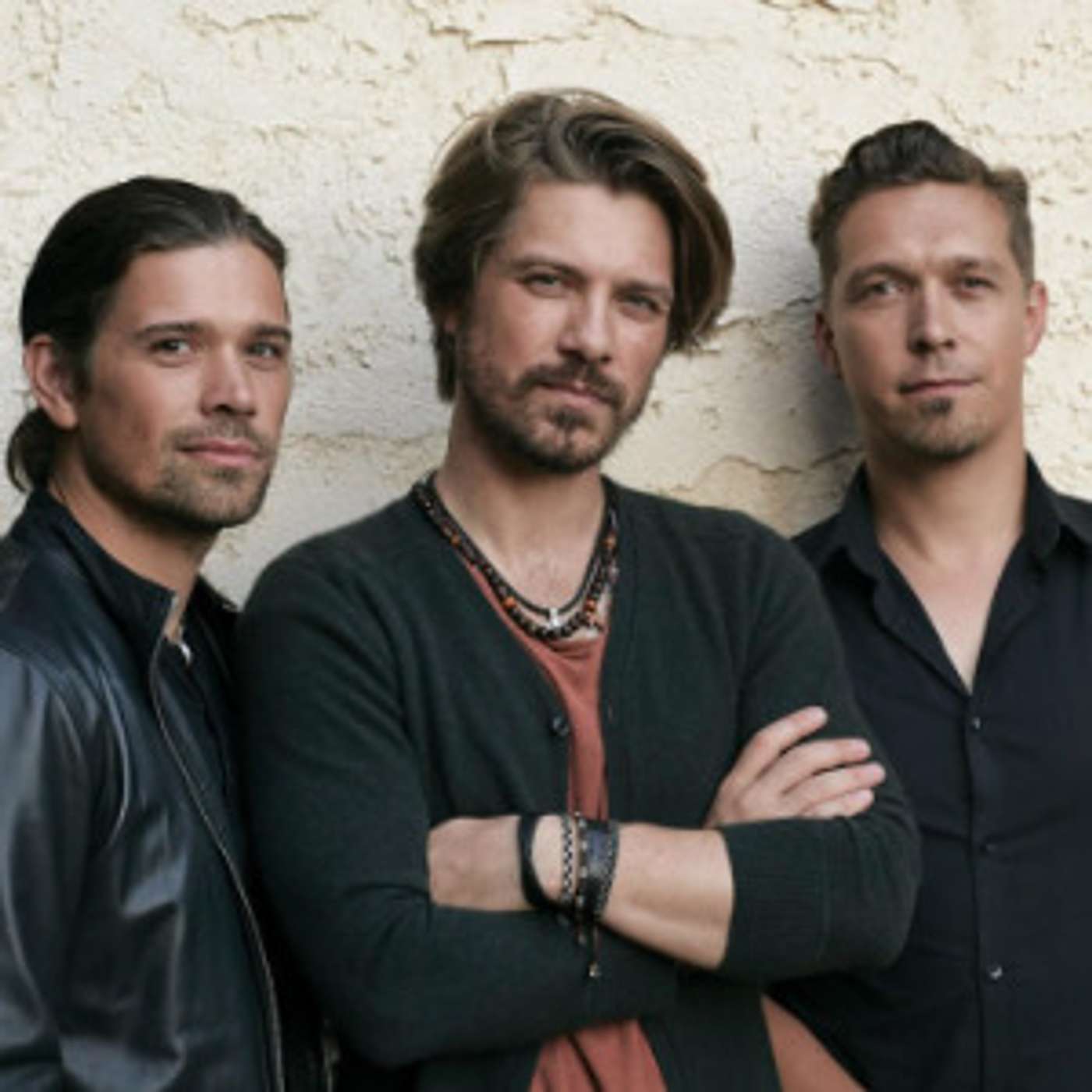 Hanson en TMH: “El álbum habla de las diferencias entre hermanos y el significado para la banda" episode artwork