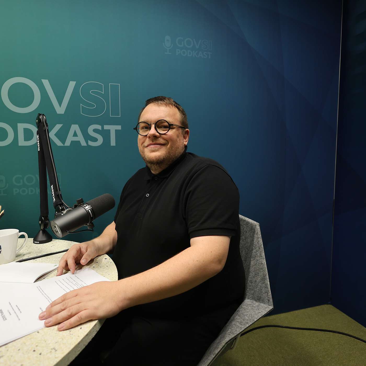 Dolgotrajna oskrba – tretji steber socialne varnosti Dolgotrajna oskrba – tretji steber socialne varnosti