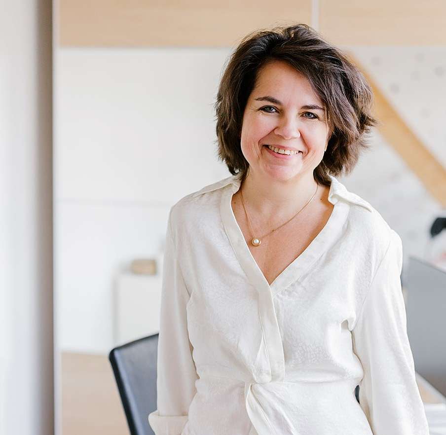 Anne Guillou