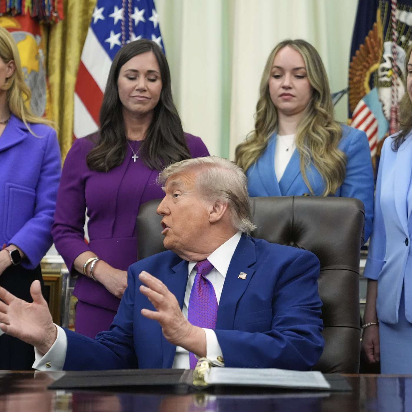 In Nod to MAHA Moms, Trump Administration Launches Moms.gov and Proposes Expanded Fertility Benefits episode artwork