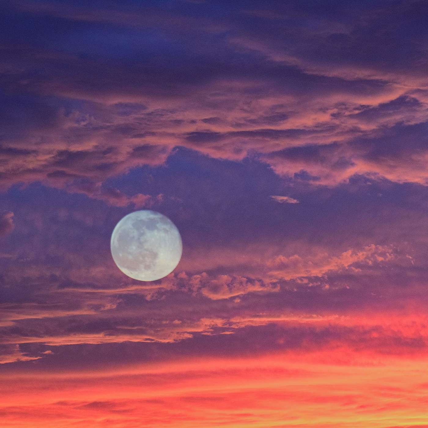 Full Moon Meditation with Rose Quartz Full Moon Meditation with Rose Quartz