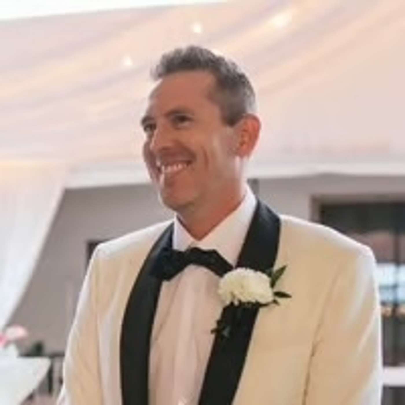 What Hoteliers Can Learn About AI from Waymo's Self-Driving Car Experience - Sloan Dean