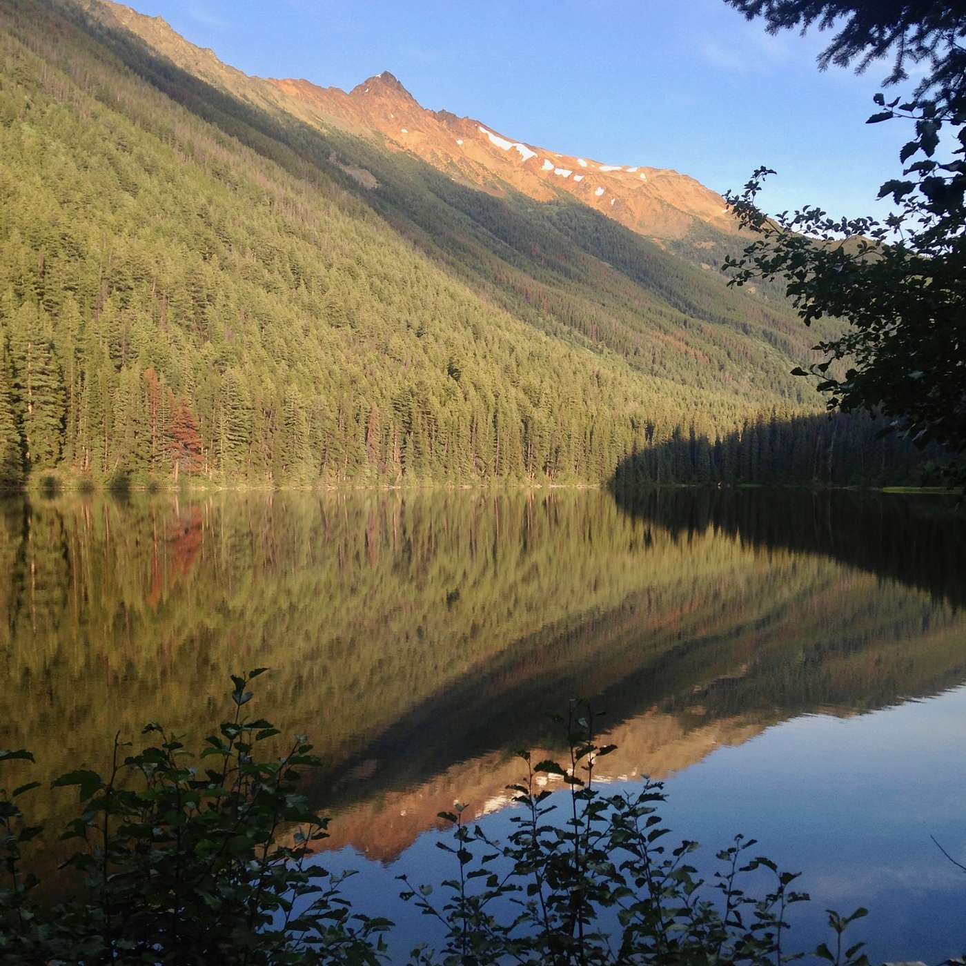 How to gain clarity and direction when you feel 'lost'. The law of Mirroring explained.