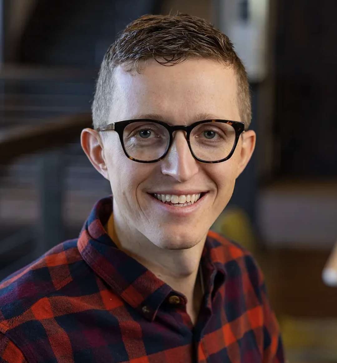 Austin Lyons